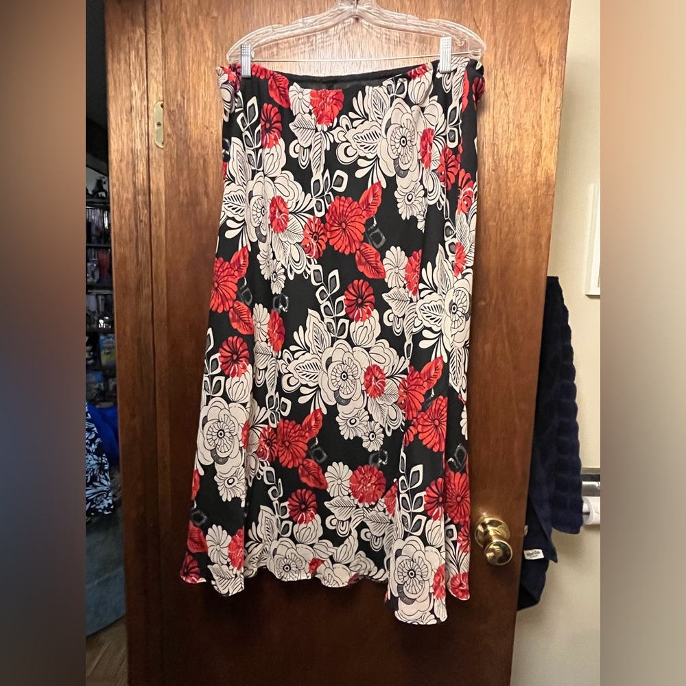 Lane Bryant Black and Red Floral A-Line Skirt